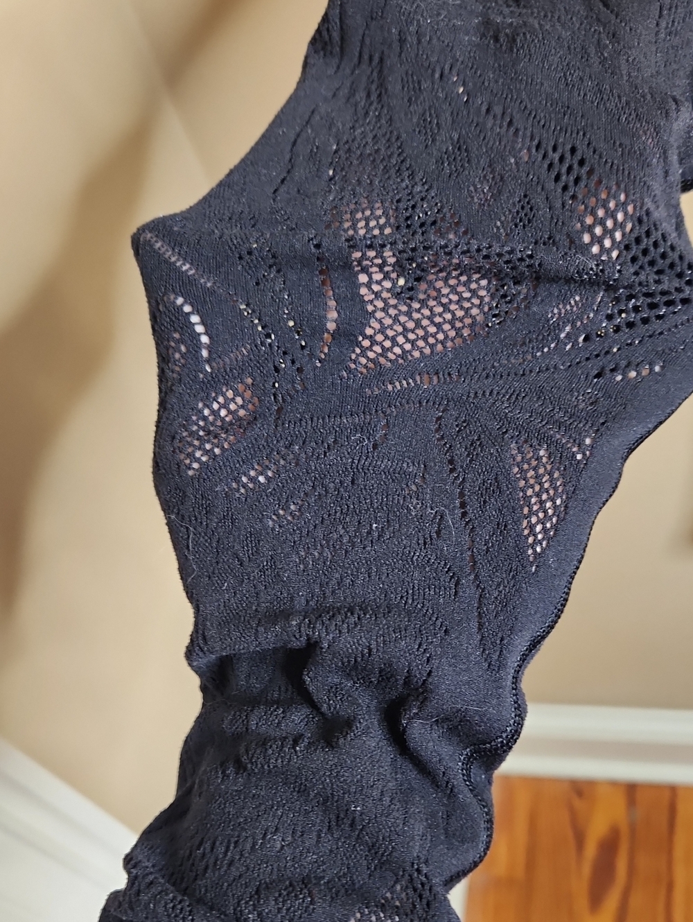 Lululemon Reveal Tight *Lattice Paisley 28" in Black. Size 4. #W5AWNS - Picture 2 of 4